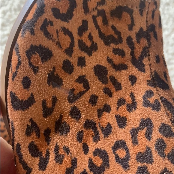 Booties - Picture 4 of 5